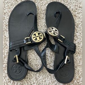 Tory Burch Women’s Size 9.5 Black Miller Patent Leather Thong Sandals